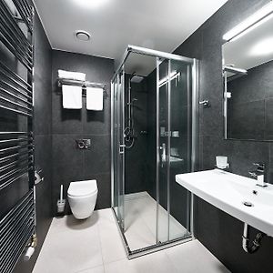 Deluxe Zimmer mit Kingsize-Bett